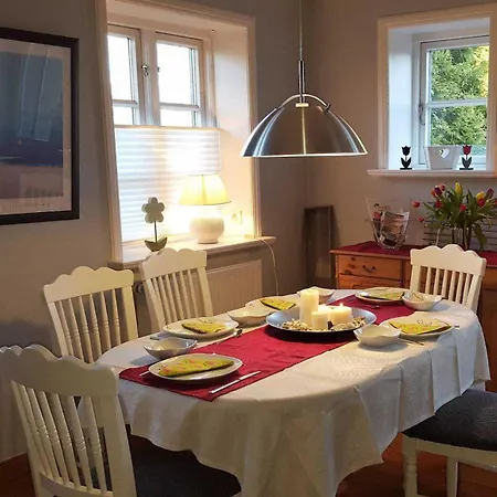 בית נופש Strandburg Einzelhaus *